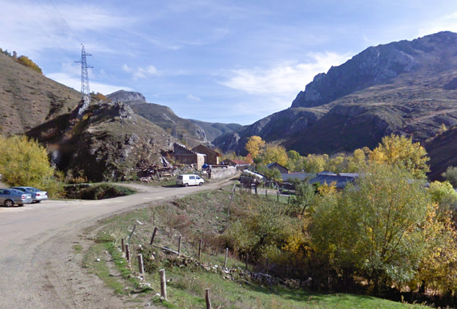 La parte alta del valle lenense del Güerna respalda la petición leonesa de abrir una carretera por Pinos